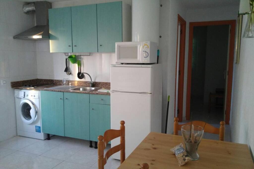 Tranquilo Apartamento Con Preciosa Cala En La Puerta ثيوداديلا المظهر الخارجي الصورة
