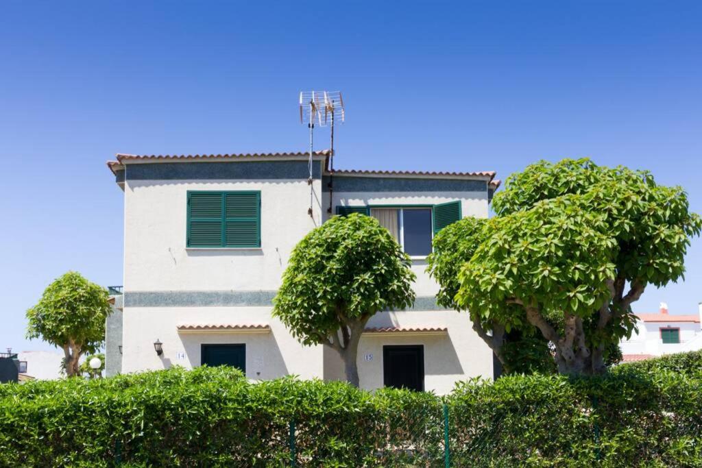 Tranquilo Apartamento Con Preciosa Cala En La Puerta ثيوداديلا المظهر الخارجي الصورة